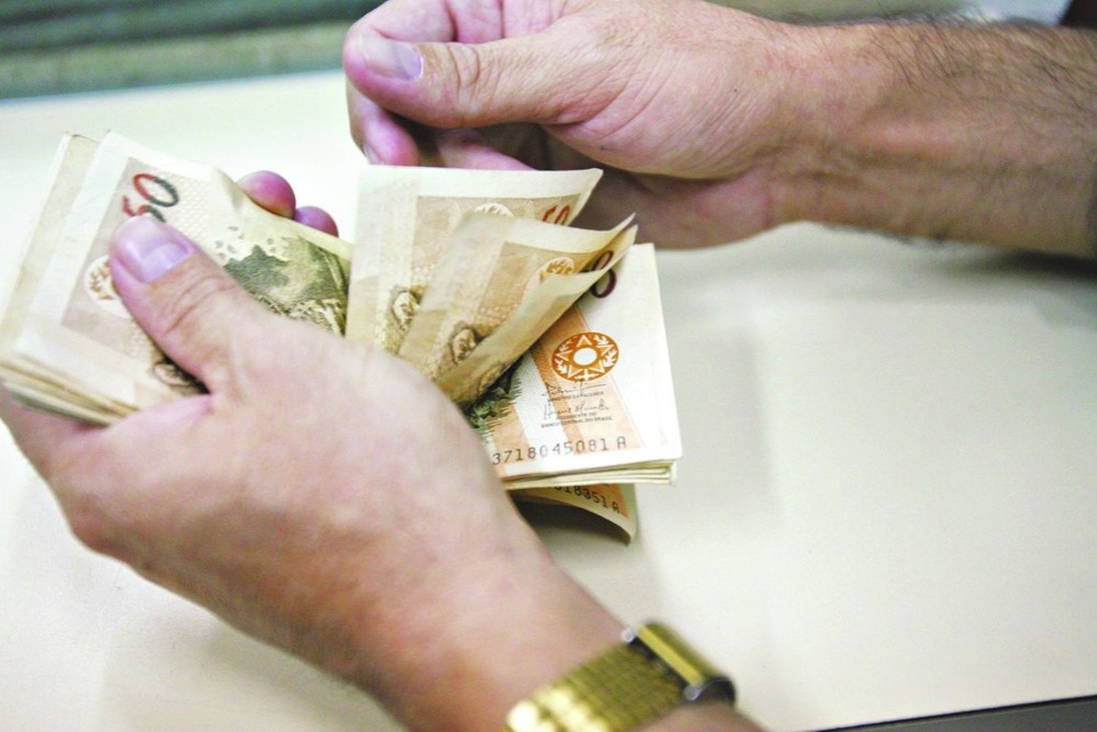 Pagamento de 13º salário em MT deve injetar R$ 3,3 bilhões na economia do estado