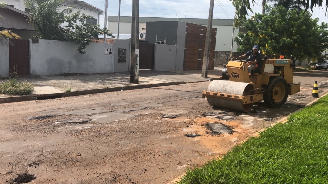 Prefeitura executa ações de tapa buraco em Sinop