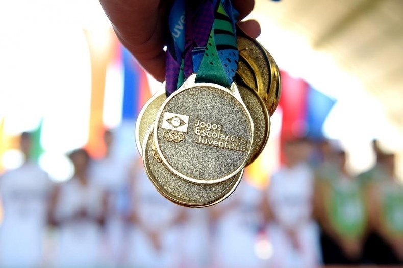 Maior delegação mato-grossense da história viaja para fase brasileira dos Jogos Escolares