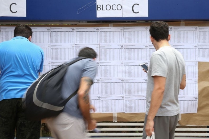 Inep anuncia cancelamento de uma questão do Enem