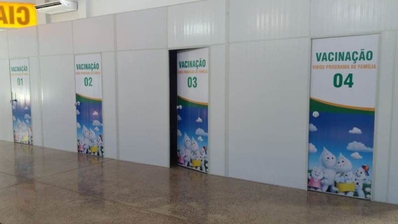Saúde informa mudanças no funcionamento de salas de vacinas e farmácia regional