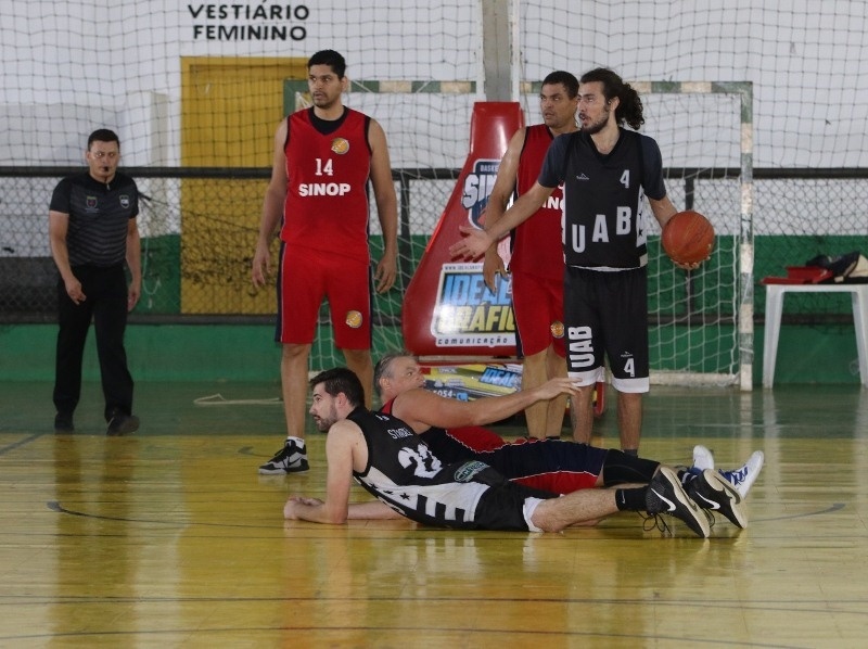 Equipes de Sorriso e Alto Garças vencem Copa MT de basquete em Sinop