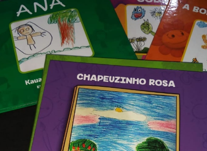 Escola Valter Kunze promove noite de autógrafos e lançamento de livros nesta terça (10)