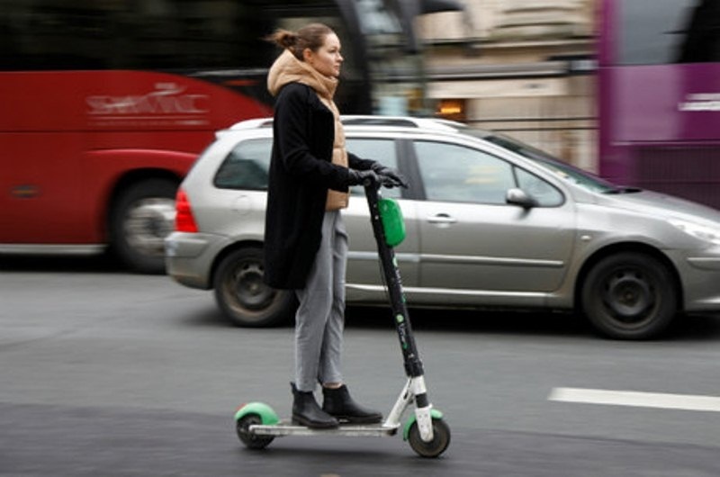 Operadora de patinetes Lime encerrará atividades no Brasil