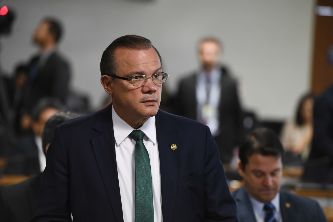 Senador critica carga tributária em MT