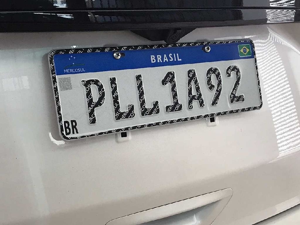 Mudança para o novo padrão de placa veicular será gradativa em MT
