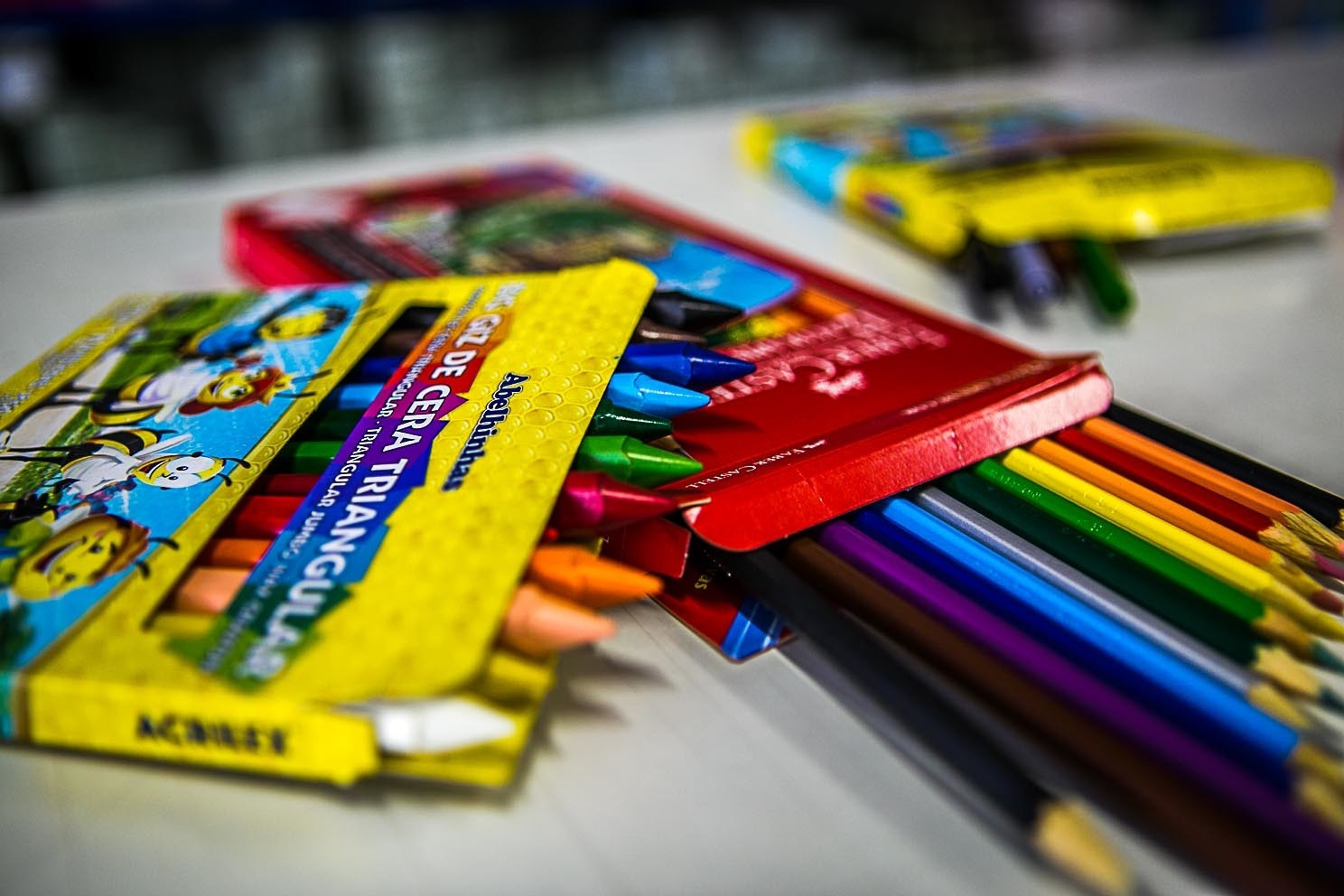 Procon dá dicas para economizar nas compras de material escolar