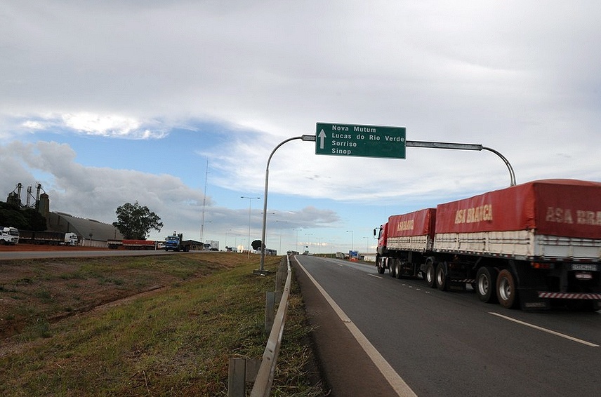 Bolsonaro confirma presença na entrega da BR-163