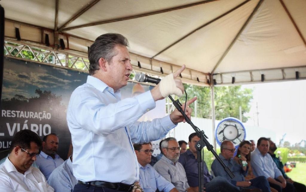 Governador anuncia compra de 3500 novas pistolas para equipar policiais