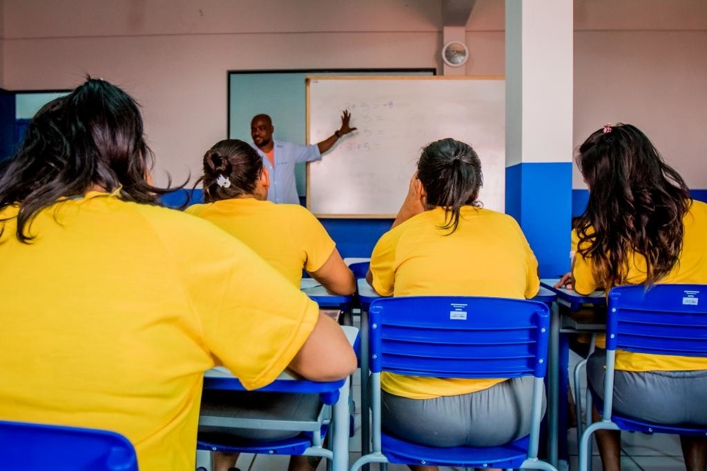 Presos do MT poderão fazer faculdade a distância