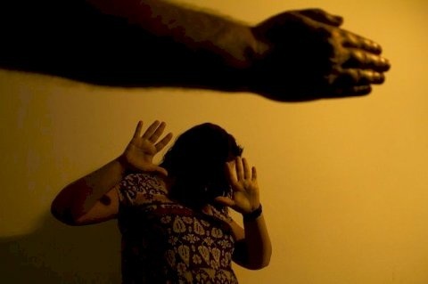 Não aceitar fim de relação é causa de 33% das agressões a mulheres