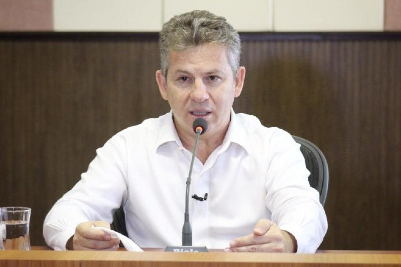 “Precisamos conter a pandemia e garantir empregos ao mesmo tempo”, alerta governador