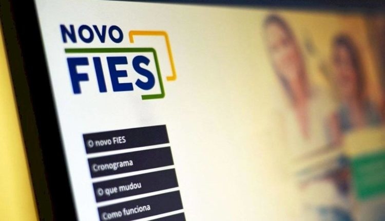 Caixa divulga orientações sobre contratos do Novo Fies