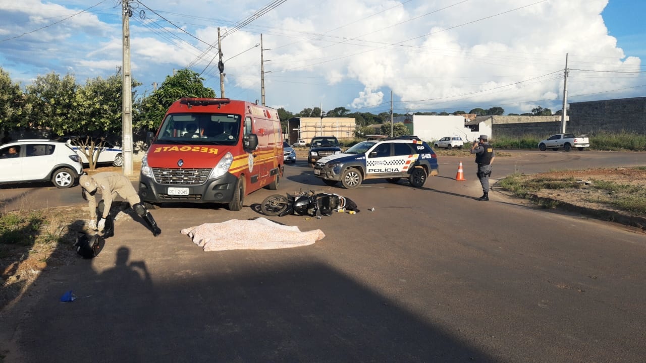 Catador de material reciclável morre após ser atingido por carro