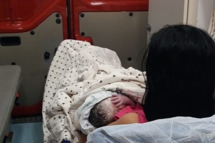 Sozinha, mulher de 28 anos dá à luz dentro de casa em Sinop