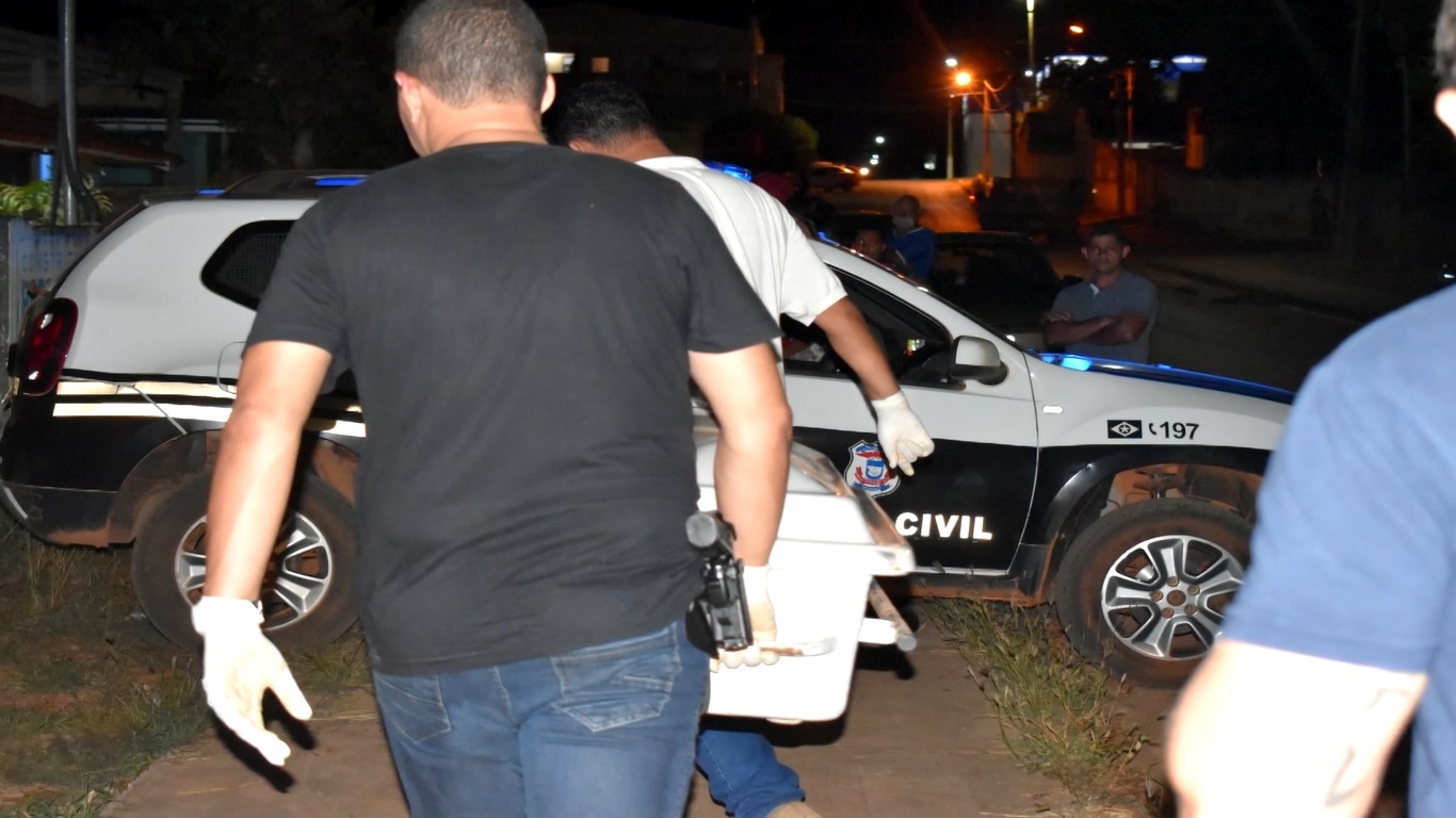 Homem é morto a facadas pelo próprio filho, de 15 anos