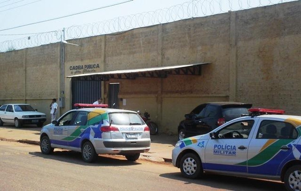 Sete presos de cadeia onde morto por Covid-19 cumpria pena em MT estão infectados