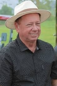 Roberto Dorner passa por cirurgia após sentir dores abdominais