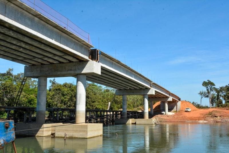Obras para conclusão de pontes de concreto em Sinop avançam