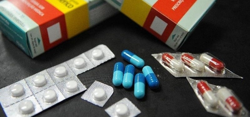 Especialista alerta que remédios para Covid-19 devem ser prescritos por um médico