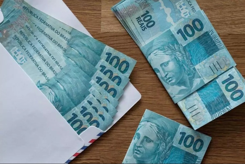 Após críticas, Governo e bancos garantem crédito para microempresas