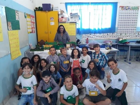 Em quarentena, aluno envia áudio dizendo sentir falta da professora e emociona