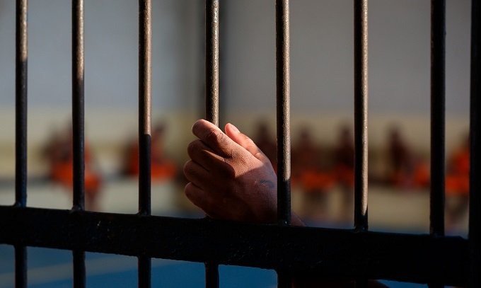 Justiça solta dois jovens presos injustamente em MT