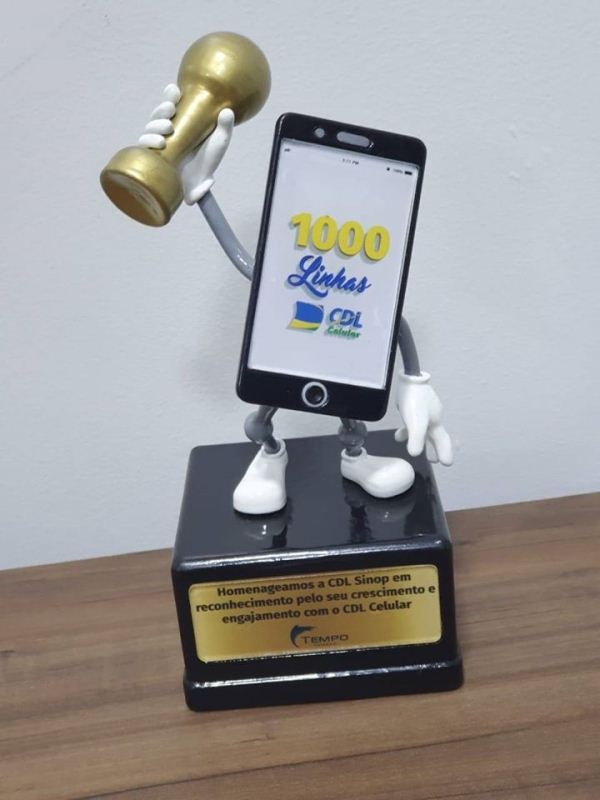 CDL Sinop é premiada pelo destaque do CDL Celular
