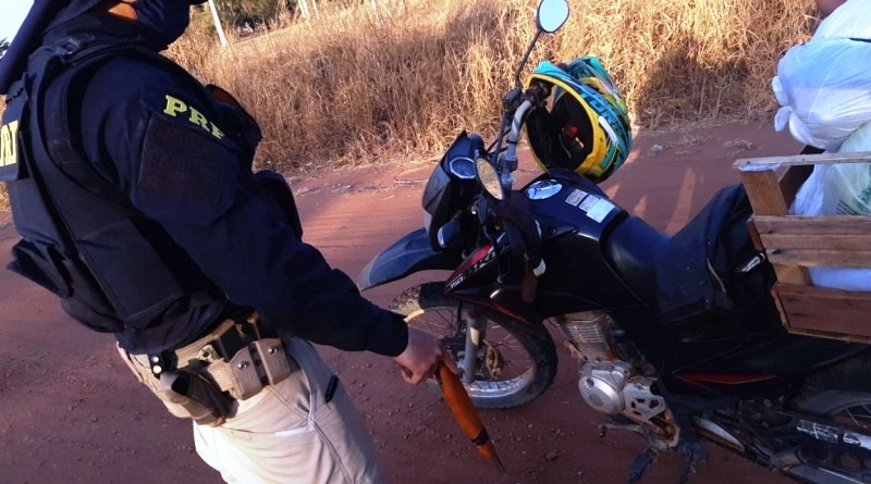 PRF apreende arma artesanal
