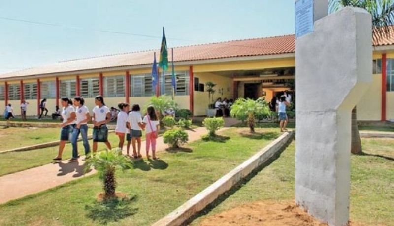 Liminar obriga o Estado a adequar 10 escolas em Sinop