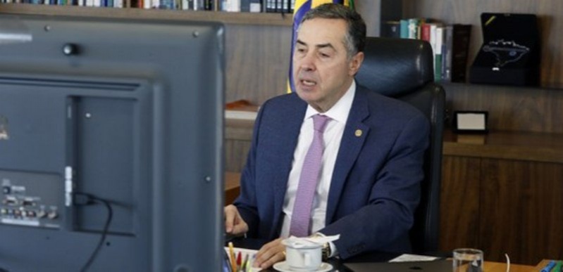 Para Barroso, teste nas urnas é chance para aperfeiçoar sistema