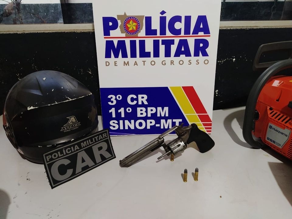 Homem é preso por porte ilegal de arma de fogo e receptação