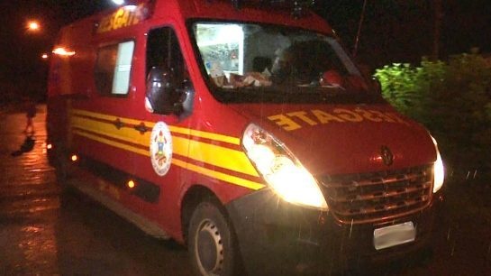 Homem fica ferido entre acidente entre carro e moto na região central de Sinop