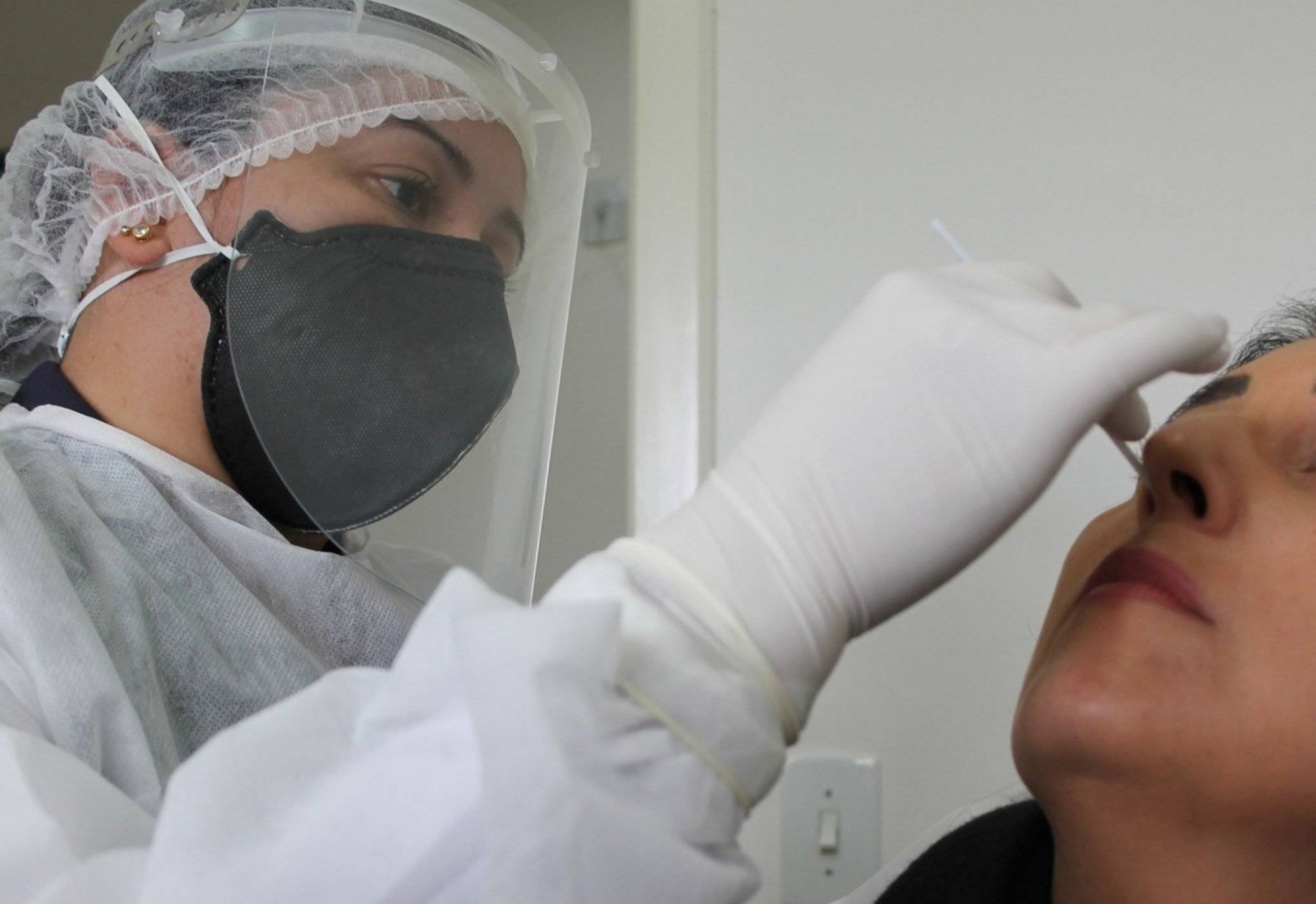 Governo fará pesquisa em 10 cidades para monitorar infecção por Covid-19
