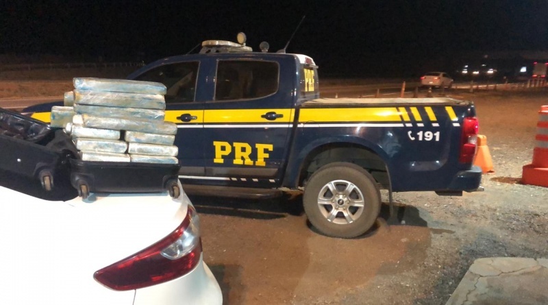 Três são presos pela PRF suspeitos de tráfico de drogas em Rondonópolis