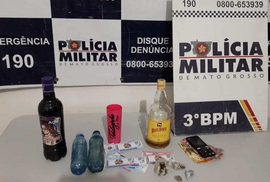 PM fecha festa e apreende drogas em Cuiabá