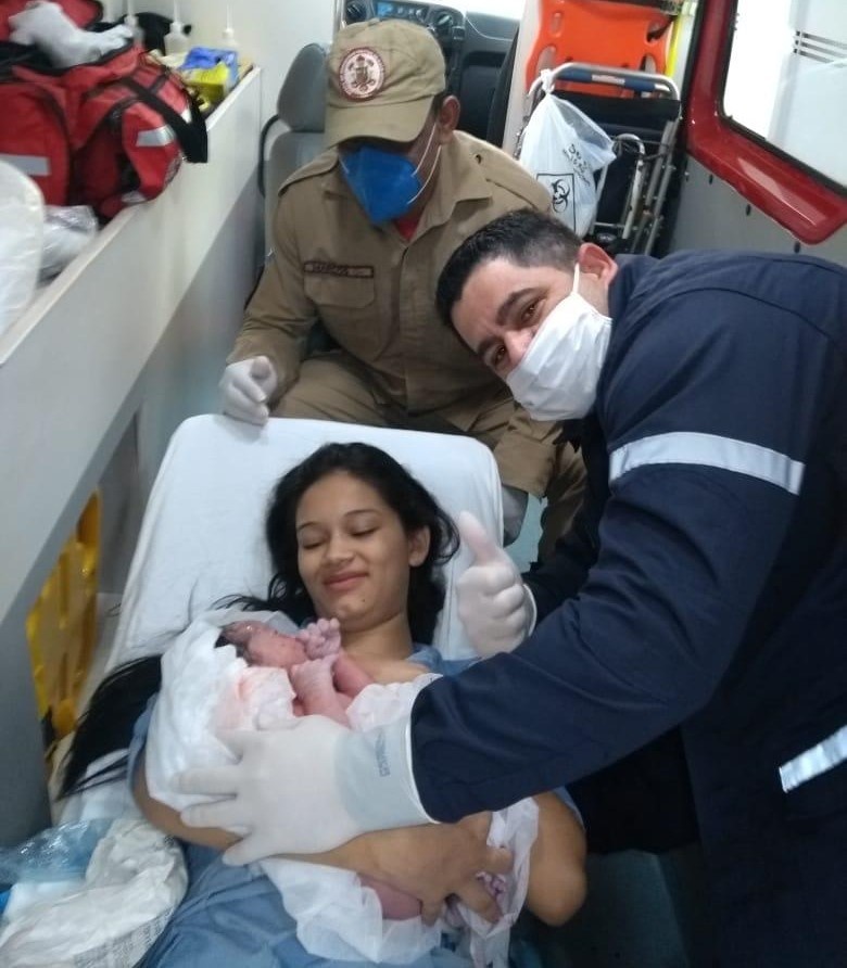 Bombeiros de Sorriso auxiliam no parto de gestante de 39 semanas