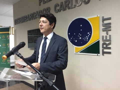 Fakes news não serão toleradas e multas podem ultrapassar R$100 mil, alerta juiz
