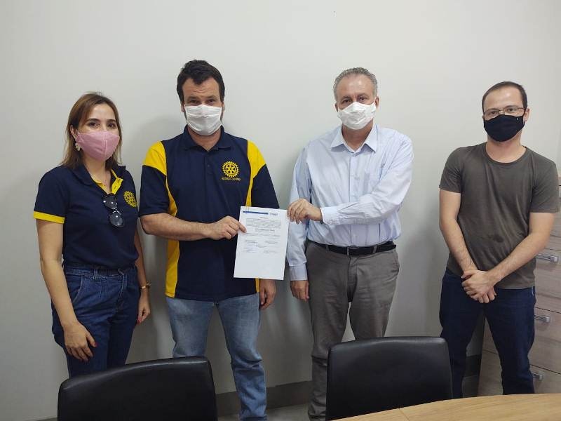 Máquina de solda ultrassônica otimiza produção de máscaras