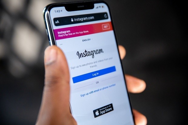 Pesquisa da UFMT alerta, vício no Instagram prejudica saúde mental