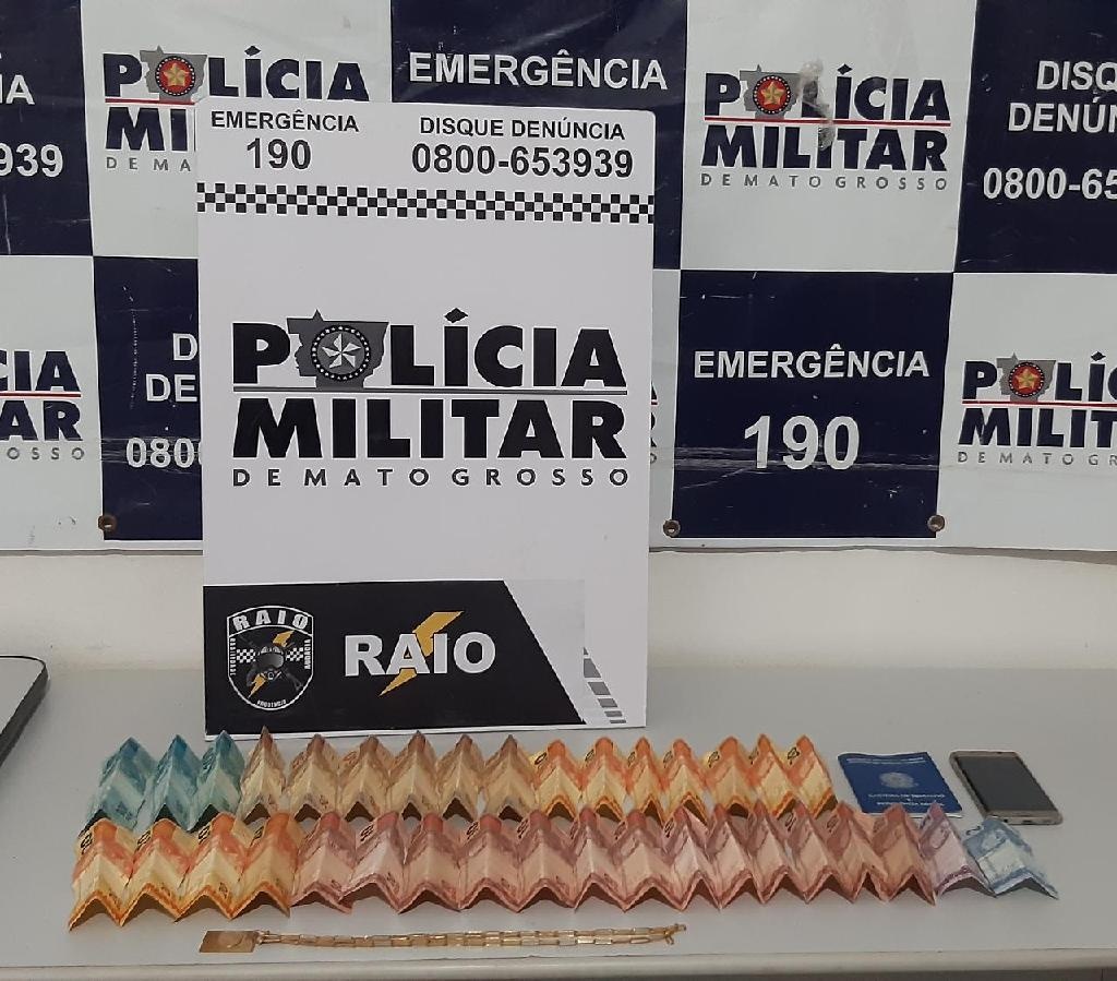 Dupla é presa com estelionato e dirigir sem habilitação