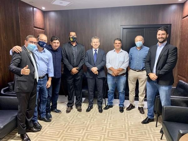 Prefeito Érico se reúne com lideranças para discutir Saúde, infraestrutura e segurança