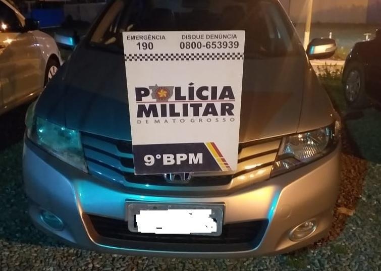 PM recupera Honda City e detém dupla por receptação e adulteração