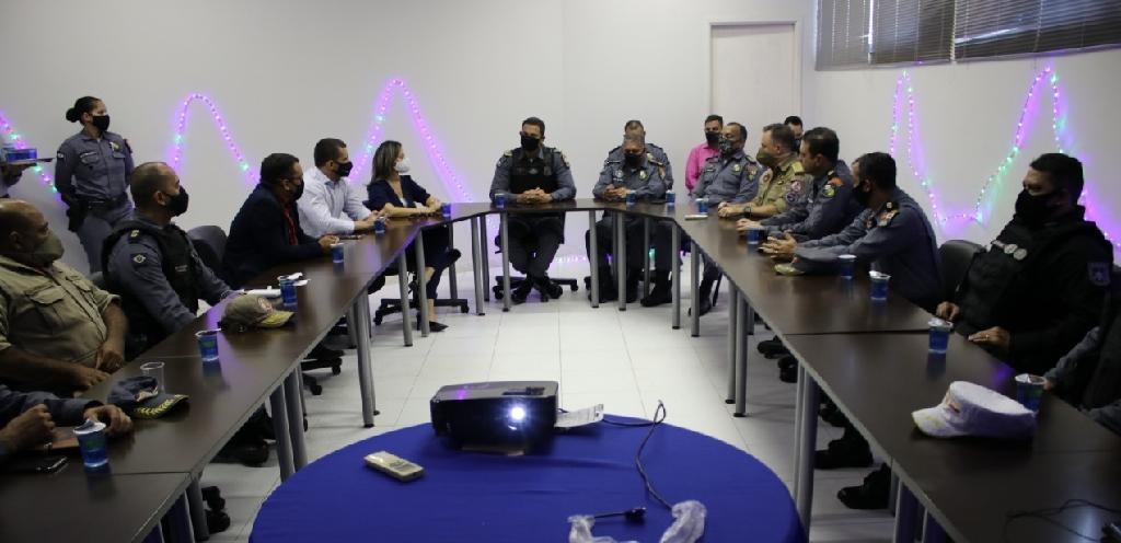 Polícia Militar e Bombeiros lançam Operação Natal Feliz para arrecadar brinquedos e alimentos
