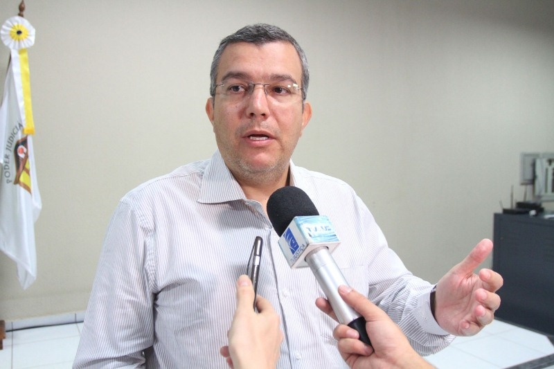 Juiz diz que prisão de secretário foi ilegal