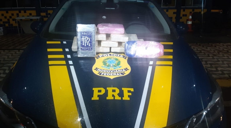 PRF apreende 12 kg de cocaína e 1 kg de pasta base em Rondonópolis