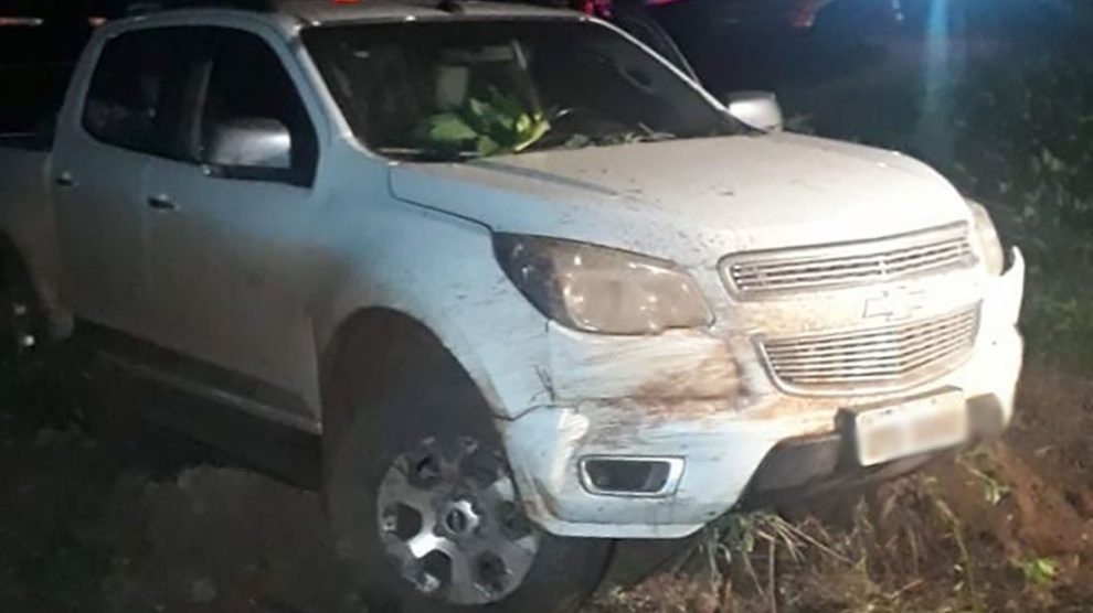 PM recupera caminhonete roubada em estabelecimento comercial em Sinop