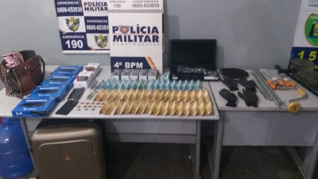 PM recupera produtos eletrônicos furtados de loja e prende trio em Várzea Grande