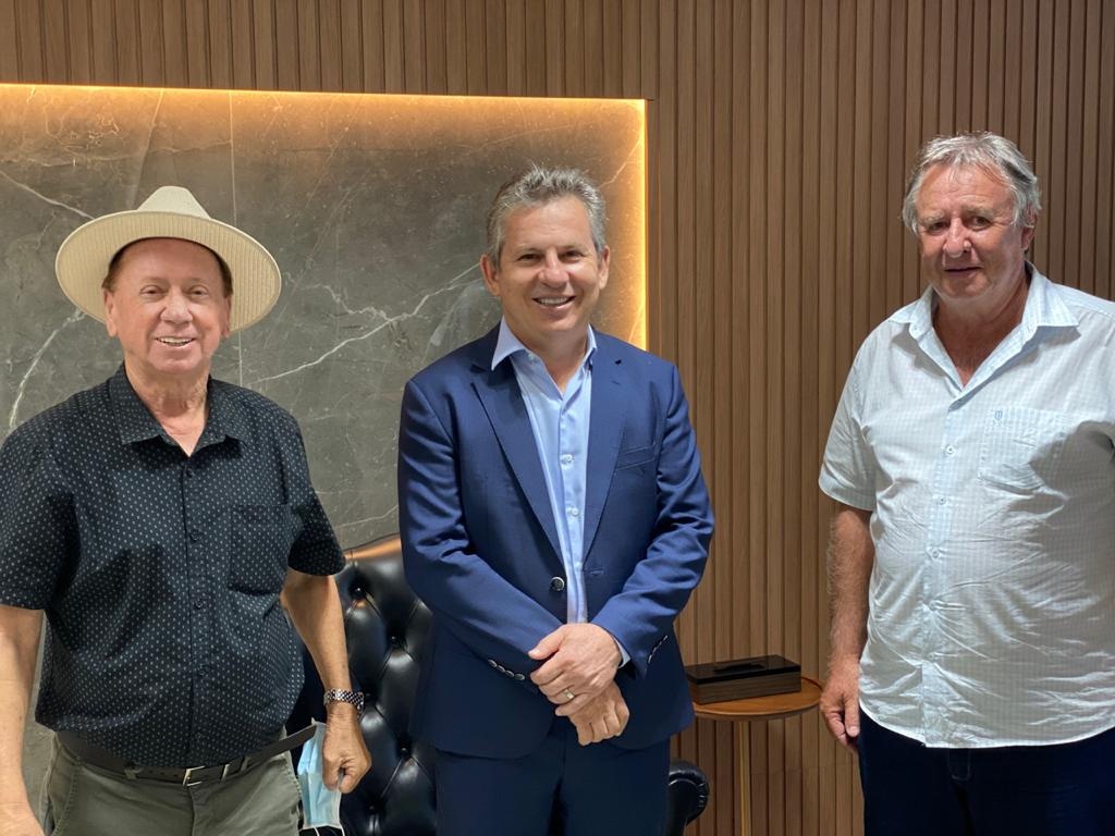 Prefeito e vice eleitos se reúnem com governador