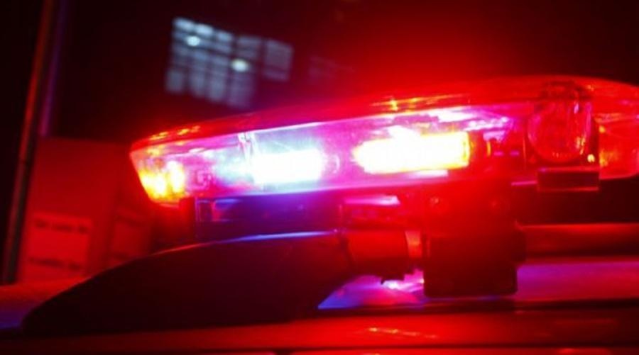 PM prende homem dirigindo com garrafa de cerveja na mão